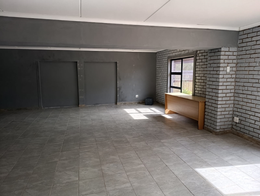 To Let Commercial Property for Rent in Fisherhaven Western Cape